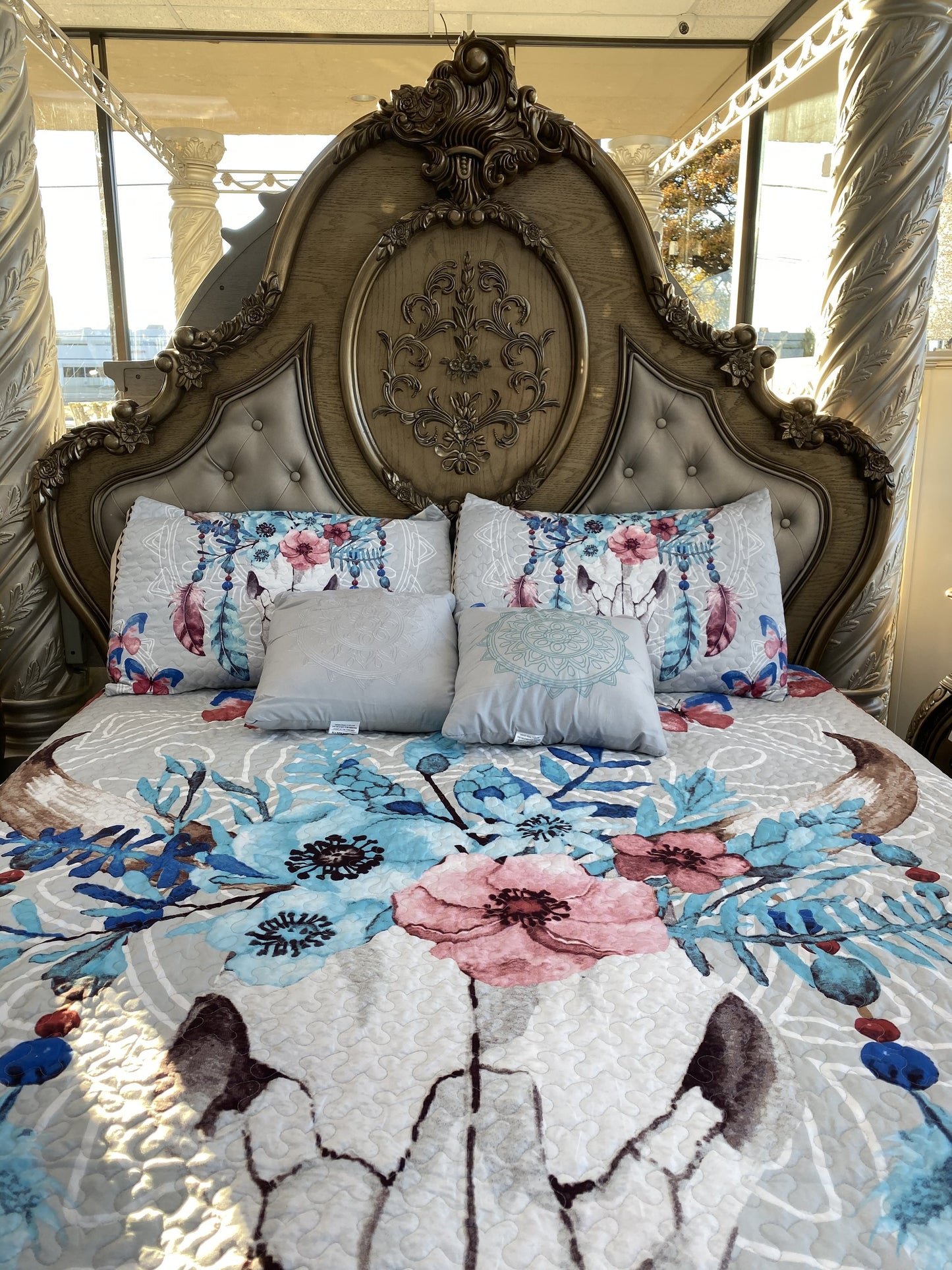 Southwest Feathers & Flowers Bull Skull Aztec Quilt Coverlet - 5 Piece