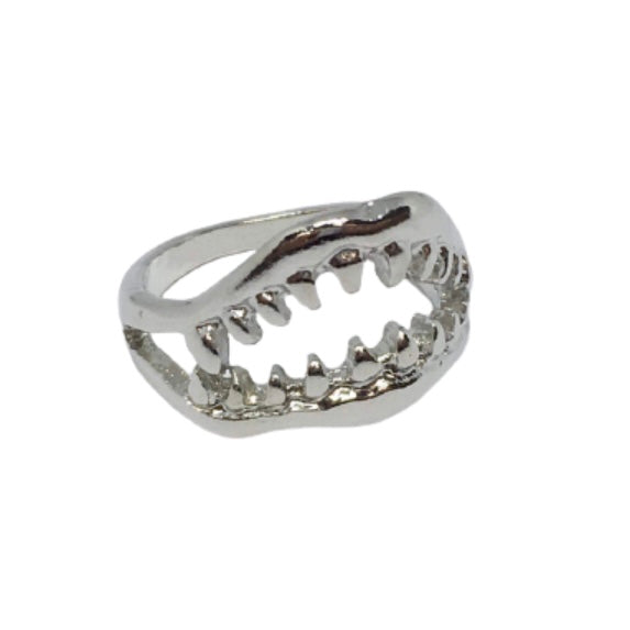 Great White Shark Jaws Teeth Ring