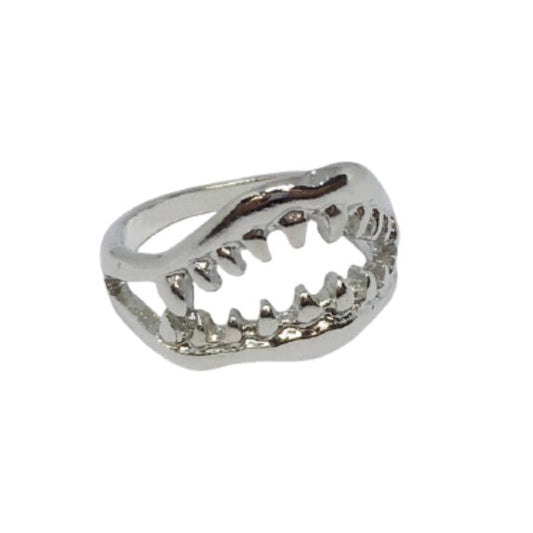 Great White Shark Jaws Teeth Ring